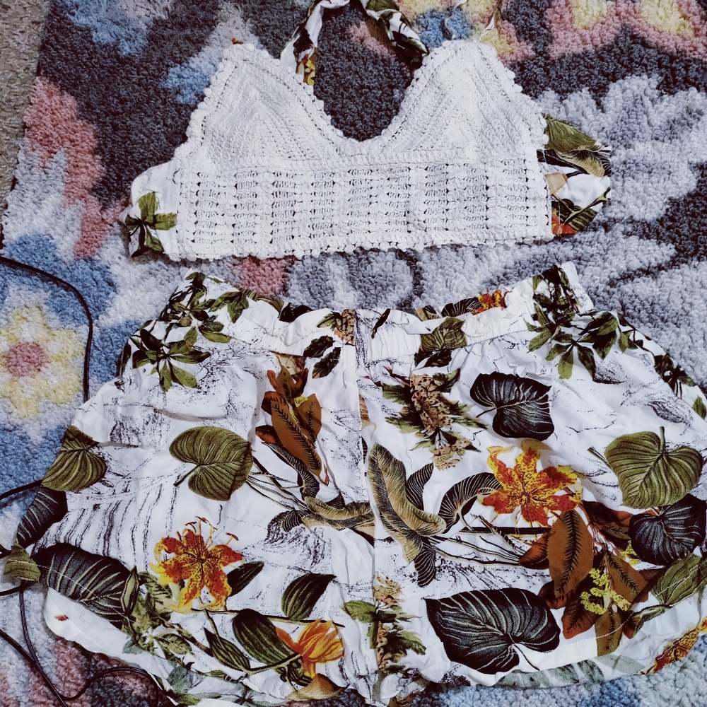 2 peice short  set